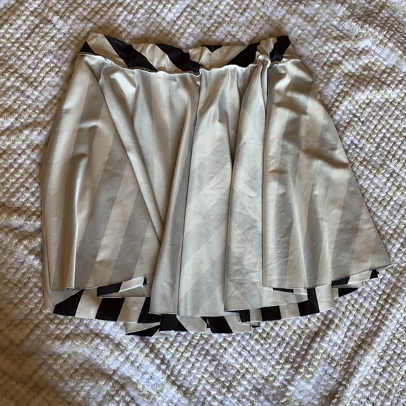 Striped skirt. OS - Picture 3 of 3